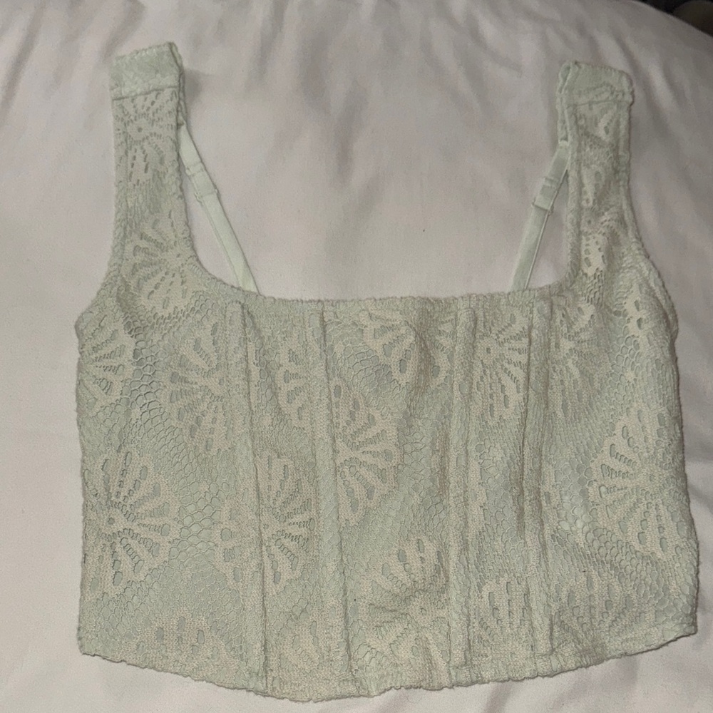 American Eagle Outfitters Lace Crop Top in Cream